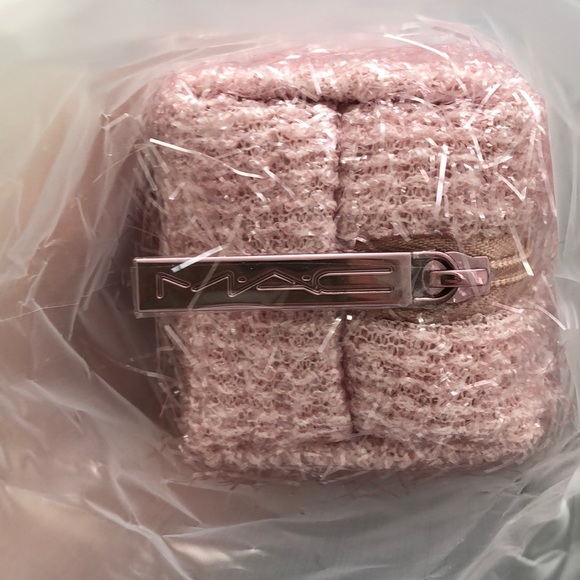 MAC Fireworked Like A Charm Mini Lipstick kit pink - Picture 7 of 7